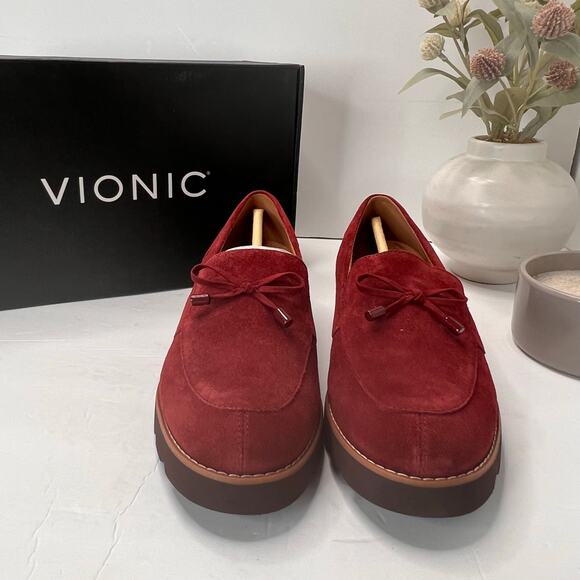 Vionic Finley Slip On Comfort Shoes Suede Loafers Syrah Red Women 7W NWB - Picture 2 of 11